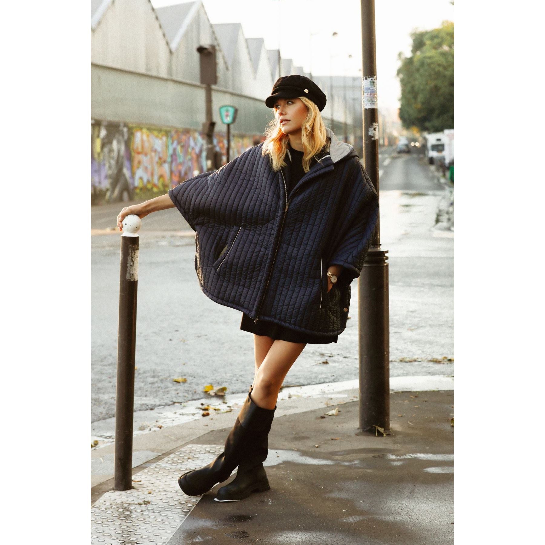 Poncho Velo Matelasse Pour Femme Abbesses